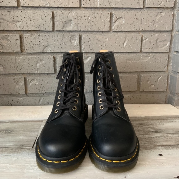 Doc martens 1460 weather proof. - Picture 4 of 5